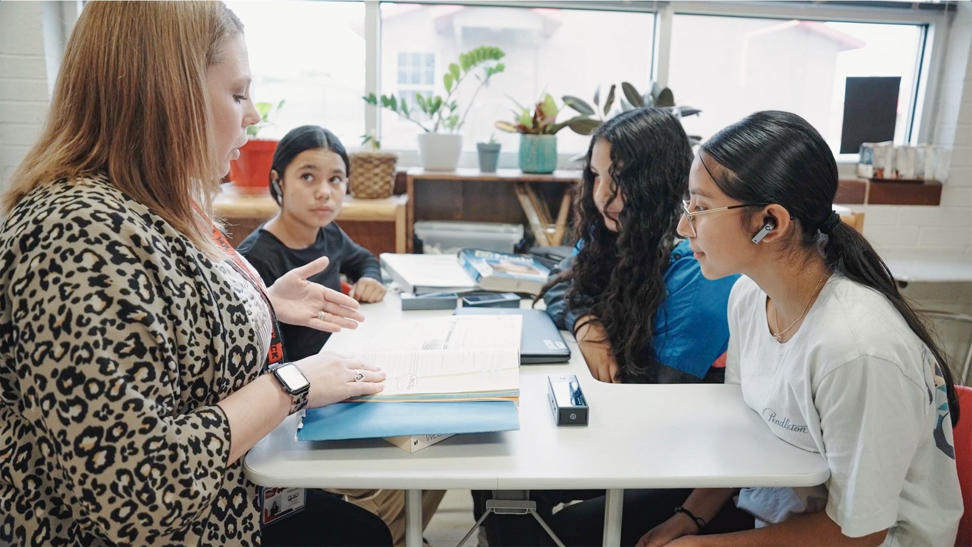 translator earbuds for education